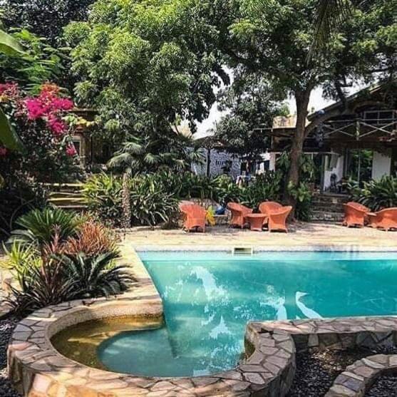 Kokrobite Gardens Restaurant And Guest House 外观 照片